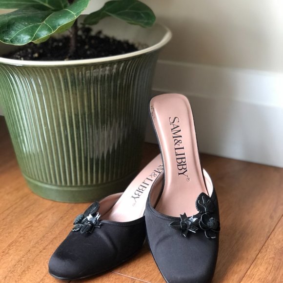 Black satin kitten heel mule - Picture 3 of 4